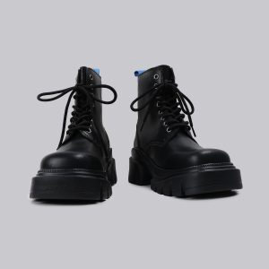 Women's Retro British Martin Boots - Thick-Soled Motorcycle Style, Versatile Black Short Boots for Spring 2025, Height-Increasing Design