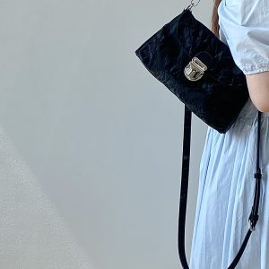 Women's Retro Lock Clutch Underarm Bag - High-End Versatile Shoulder Crossbody Small Bag in National Style
