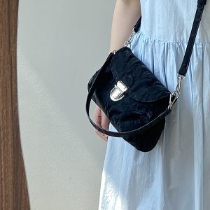 Women's Retro Lock Clutch Underarm Bag - High-End Versatile Shoulder Crossbody Small Bag in National Style