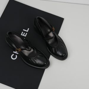 Women's Round-Toe Low-Cut Mid-Heel Soft Leather Mary Jane Shoes with Single Buckle - Elegant Vintage Style Footwear