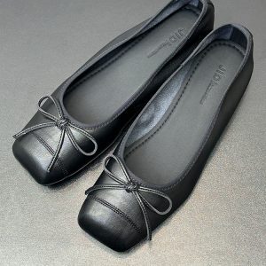 Women's Silver Chunky Heel Flat Shoes with Square Toe, Bow Detail, French Style for Spring and Autumn 2025, Fairy Aesthetic