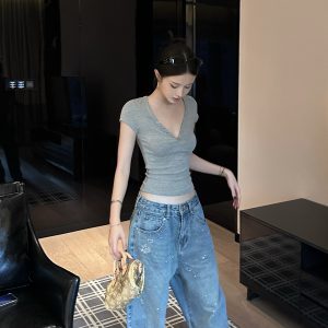 Women's Slim Fit Buttoned Collar Short Sleeve T-Shirt - Versatile Sexy Summer Top for Casual Outfits