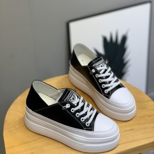 Women's Slip-On Two-Way Height-Increasing White Sneakers, 8CM Thick Sole Casual Round-Toe Autumn Sports Shoes
