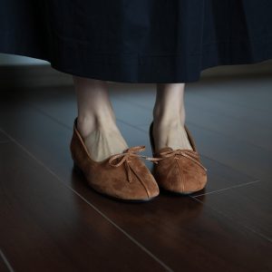 Women’s Suede Round Toe Bow Flat Shoes - Simple & Comfortable Spring Style for All Seasons