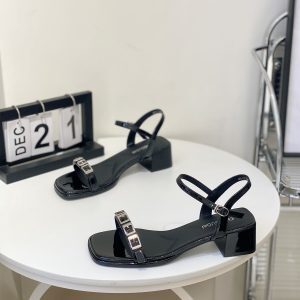 Women's Summer Fairy-Style Open-Toe Square-Toe Chunky-Heeled Roman Sandals with One-Word Buckle - Perfect for Skirts and 2025 Trends