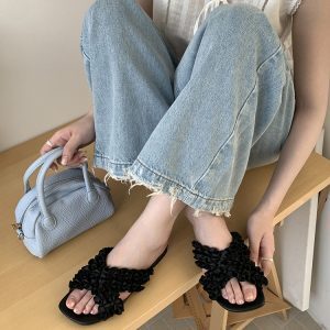 Women's Summer Open-Toe Flat Sandals - Slip-On Cross Strap Design for Skirts - Stylish Outdoor Slippers for 2025