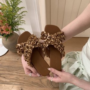 Women's Summer Open-Toe Flat Sandals - Slip-On Cross Strap Design for Skirts - Stylish Outdoor Slippers for 2025