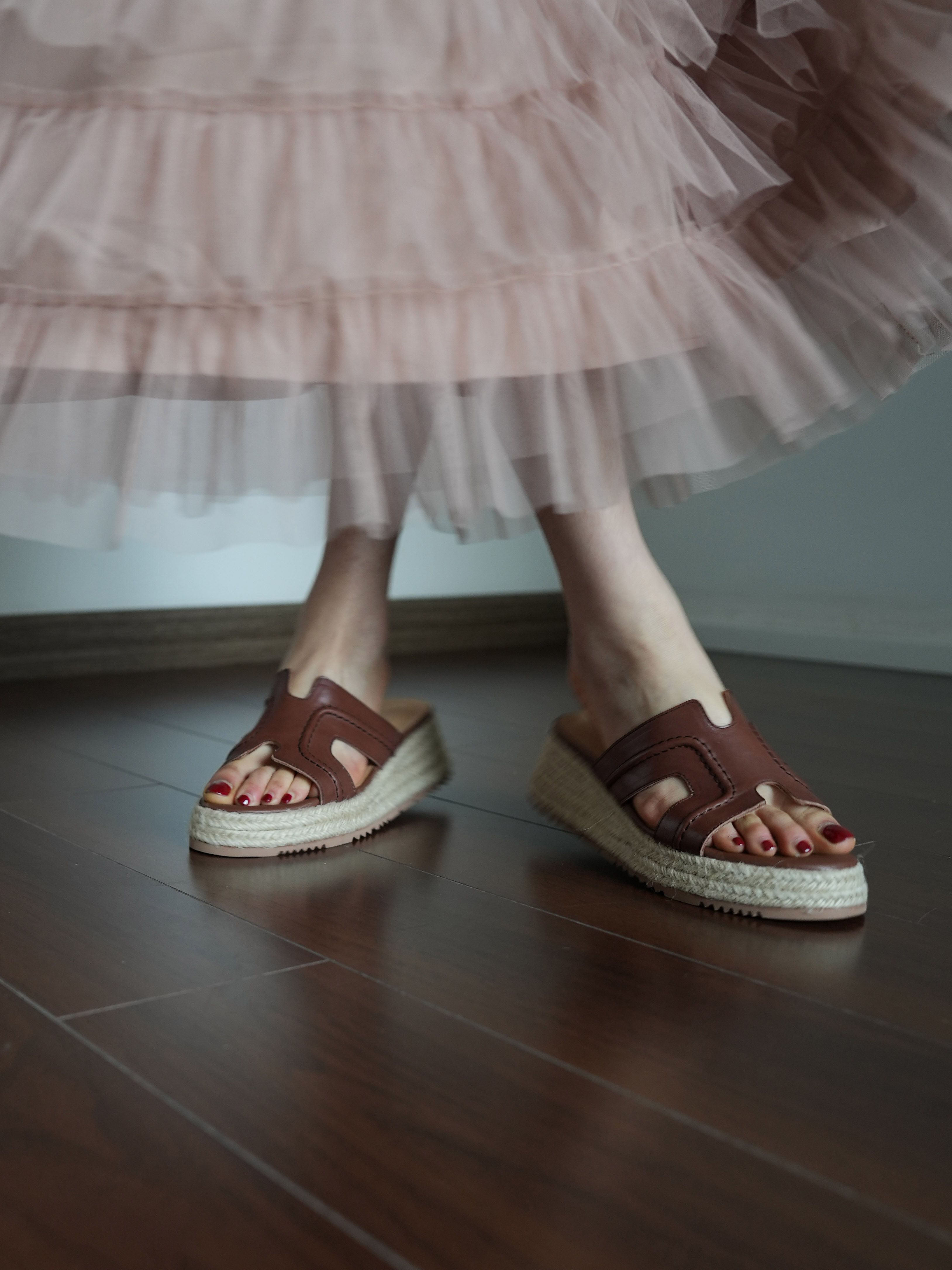 Women's Summer Open-Toe Slide Sandals - Thick-Soled Height-Increasing Straw Woven Fisherman Half-Slippers