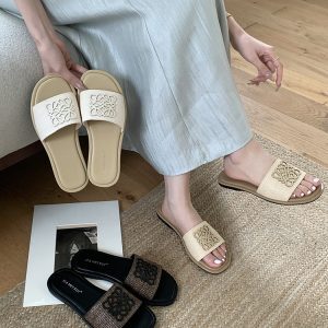 Women's Summer Outdoor Slippers 2025 - Retro Woven Slip-On Sandals with Thick Sole for Stylish Comfort
