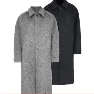 Wool Overcoat with Loose Leaf Arc Structure and Raglan Sleeves - Stylish 90s-Inspired Outerwear for a Chic Look