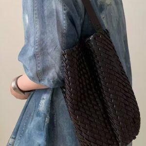 Woven High-End Bucket Bag for Women - Versatile Commuter Shoulder Tote in Genuine Leather - 2025 Niche Design Fashion Accessory