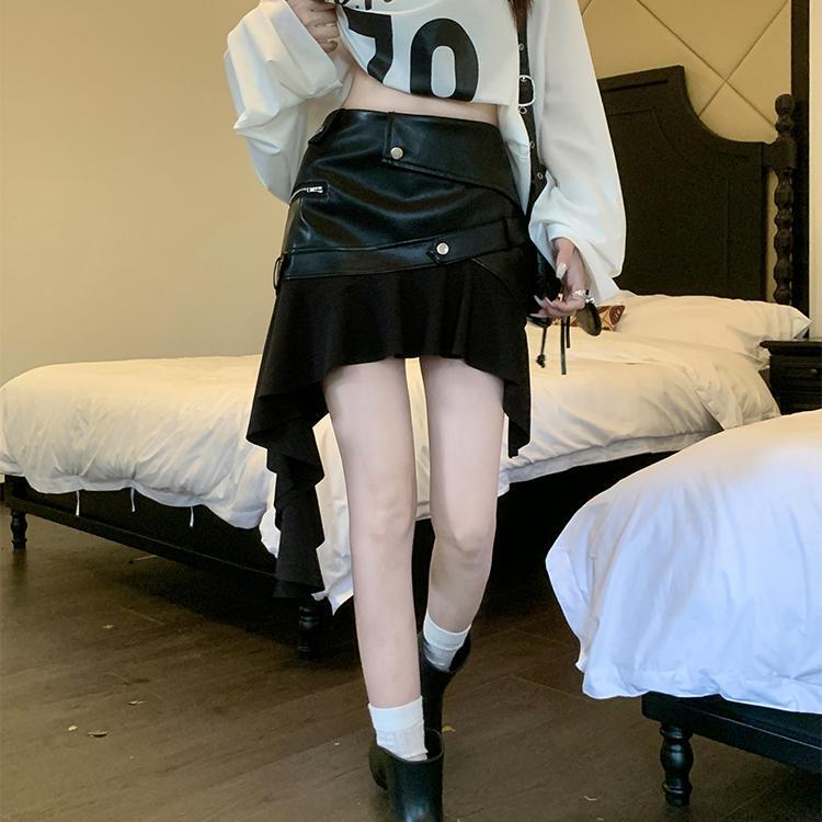 Y2K High-Waisted Bodycon Skirt with PU Leather Patchwork and Irregular Pleats for Jazz Dance and Spicy Girl Group Style