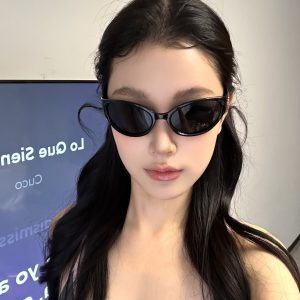 Y2K Retro Spicy Girl Sunglasses for Women - European & American Style UV Protection Street Photography Outdoor Sports Eyewear