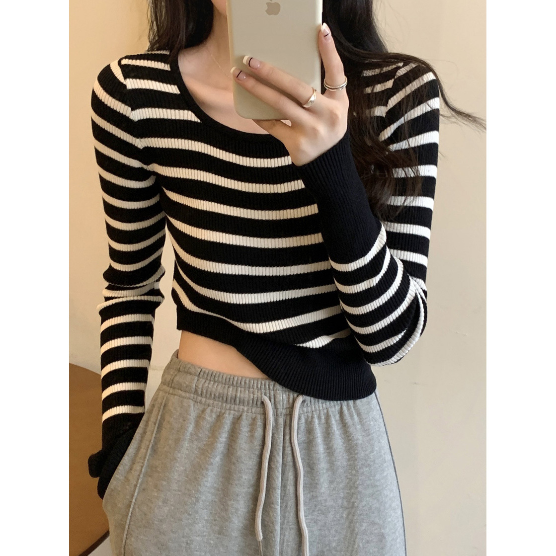 Y2K Striped Crop Top Women's Jazz Dance Outfit - Trendy K-Pop Style Knitwear for Hot Girl Looks