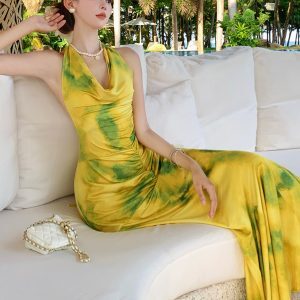 Yellow-Green Color-Blocking Halter Neck Mermaid Bodycon Dress for Women - French Vacation Style Long Dress for Photography