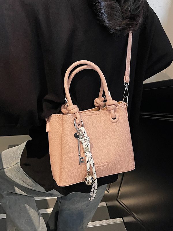 2025 High-End Korean Style Bucket Bag - Trendy Casual Shoulder & Versatile Crossbody Bag for Fashion Lovers