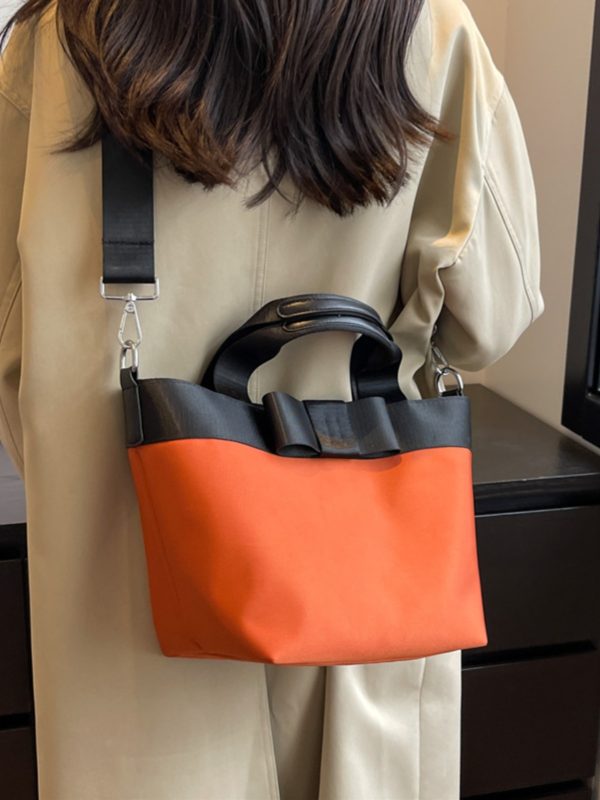 2025 Large Capacity Nylon Commuter Tote Bag for Women, Versatile Crossbody Style with Unique Design for Everyday Use