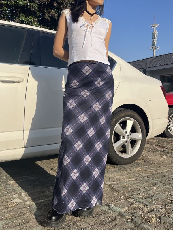 2025 New American Vintage Sweet and Spicy Plaid Sheer Stretch Midi Skirt for Women - Slim Fit Y2K Inspired Fashion