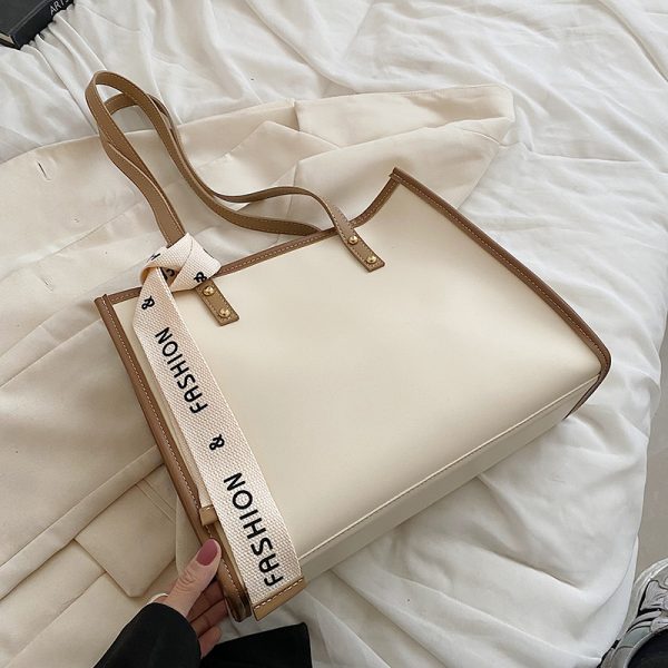 2025 Niche Shoulder Tote Bag for Women - Versatile Large Capacity Commuter Bag for College with Chic High-End Style