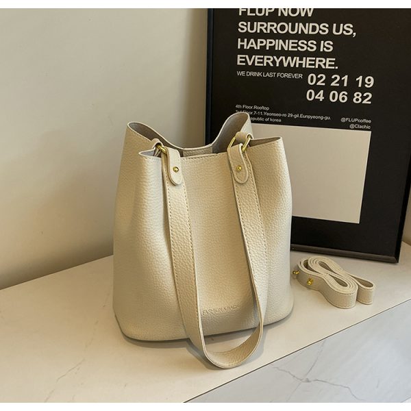2025 Summer Fashion Women's Retro Bucket Bag - Stylish Crossbody Shoulder Bag for High-End Look