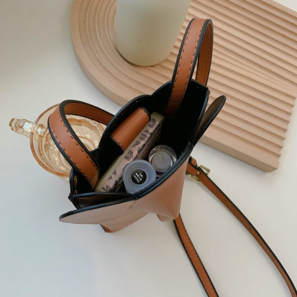 2025 Summer High-End Mini Crossbody Bag for Women - Cute Elephant Design for Coins and Mobile Phone