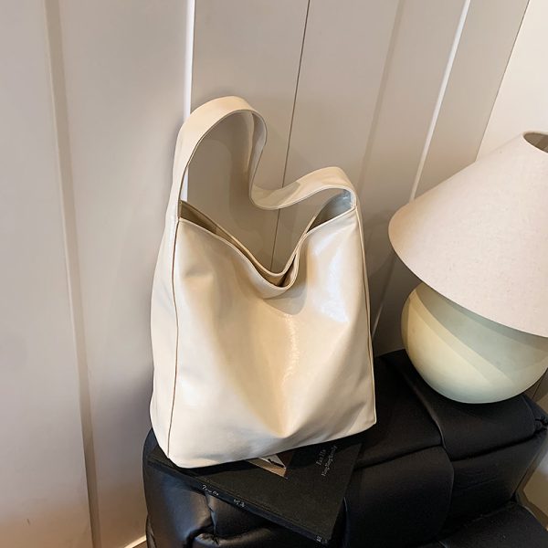 2025 Summer Minimalist Large-Capacity Tote Bag for Women, Versatile Shoulder Bag, Korean Style High-End Underarm Bag