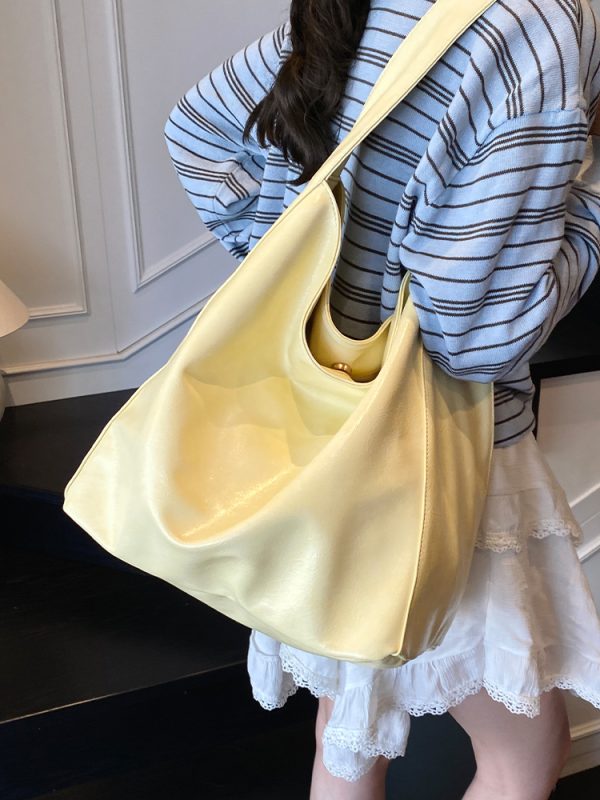 2025 Summer Minimalist Large-Capacity Tote Bag for Women, Versatile Shoulder Bag, Korean Style High-End Underarm Bag
