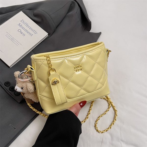 2025 Summer Women's Diamond-Patterned Bucket Bag, Chic Small Chain Crossbody, Fashionable and Versatile Style