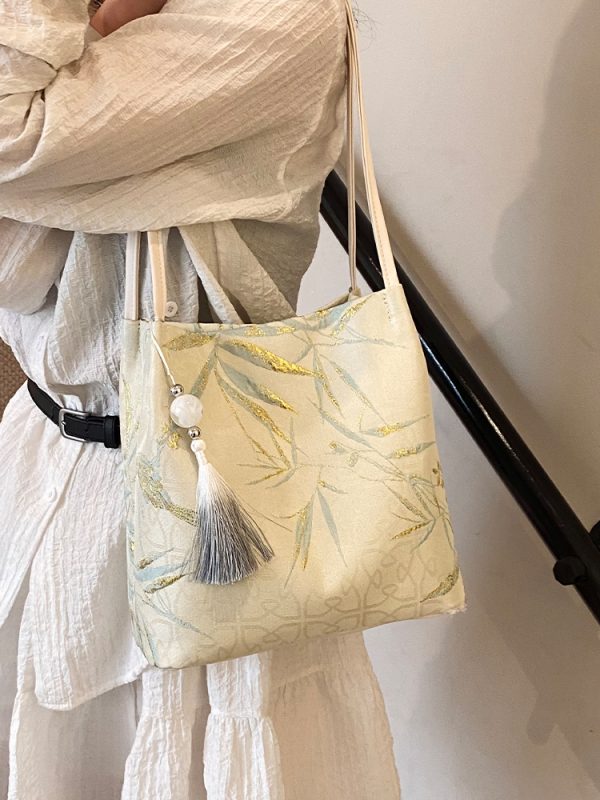 2025 Trendy Chinese-Style Women's Large Capacity Bucket Bag - Fashionable Commuting Shoulder Bag