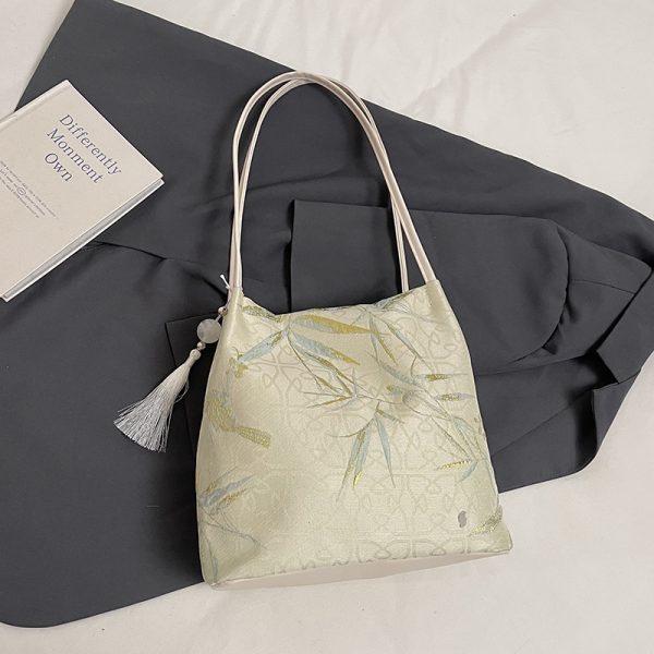 2025 Trendy Chinese-Style Women's Large Capacity Bucket Bag - Fashionable Commuting Shoulder Bag