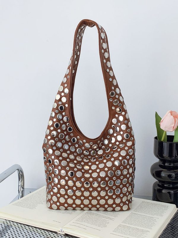 2025 Winter Trendy Underarm Bucket Bag - High-End Versatile Shoulder Bag for Office Commuting and Everyday Style