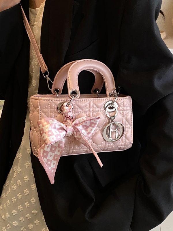 2025 Winter Women's High-End Diamond Quilted Crossbody Handbag, Small Chanel-Style Shoulder Bag, Versatile Fashion Accessory