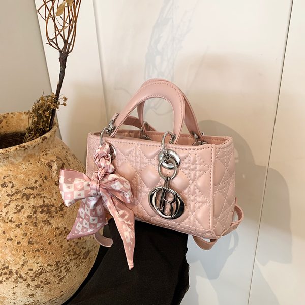 2025 Winter Women's High-End Diamond Quilted Crossbody Handbag, Small Chanel-Style Shoulder Bag, Versatile Fashion Accessory