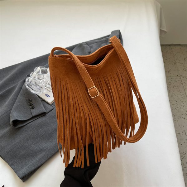 2025 Women's Autumn Winter Retro Korean Style Tassel Small Square Shoulder Bag - High-End Minimalist Fashion Accessory