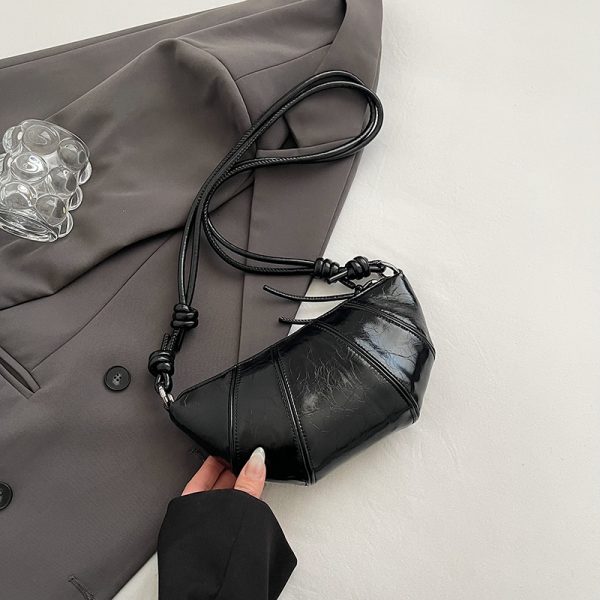 2025 Women's High-End Silver Horn Dumpling Bag - Textured Crossbody Zipper Phone Bag for Summer Fashion