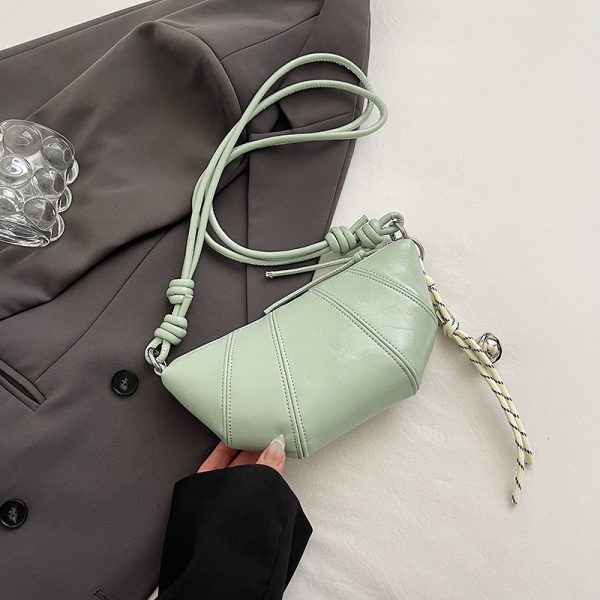 2025 Women's High-End Silver Horn Dumpling Bag - Textured Crossbody Zipper Phone Bag for Summer Fashion