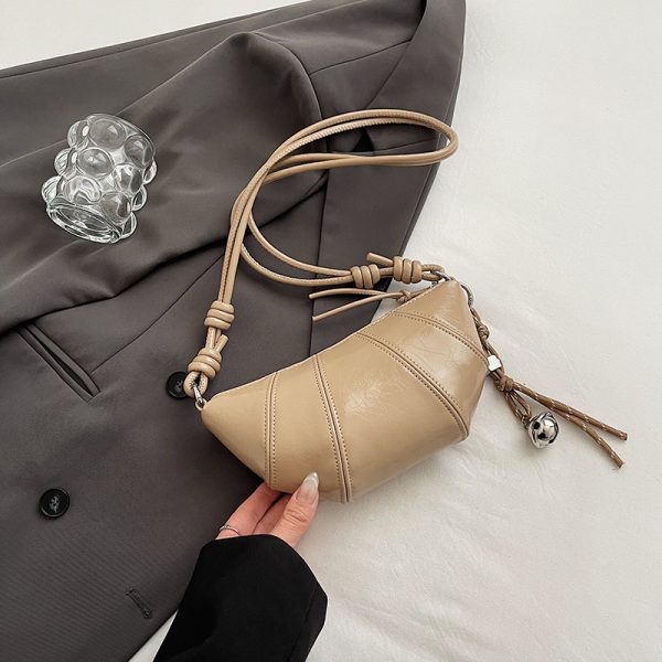 2025 Women's High-End Silver Horn Dumpling Bag - Textured Crossbody Zipper Phone Bag for Summer Fashion