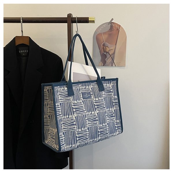 2025 Women's Large Capacity Canvas Tote Bag for Spring & Summer - Stylish Travel, Shopping, and Commuter Shoulder Bag