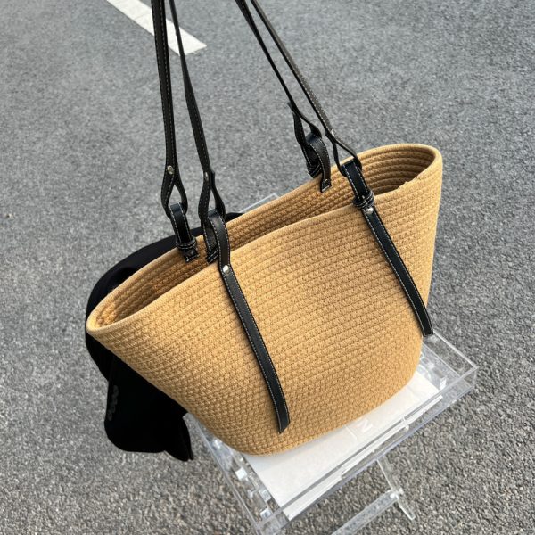 2025 Women's Large Capacity Grass-Woven Tote Bag, Versatile Fashionable Shoulder Bag for Spring and Summer