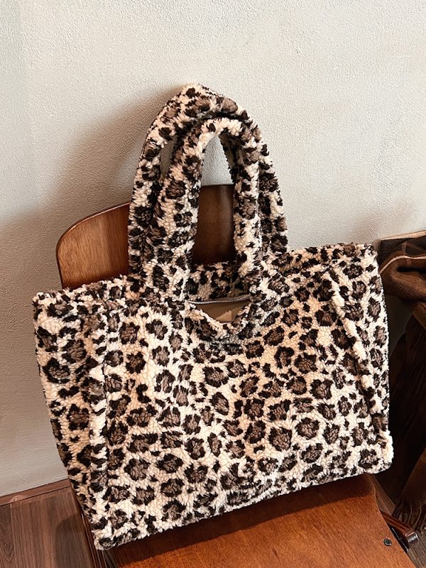 2025 Women's Plush Leopard Print Tote Bag - Fluffy Shoulder Bag with Large Capacity for Spring and Summer Fashion