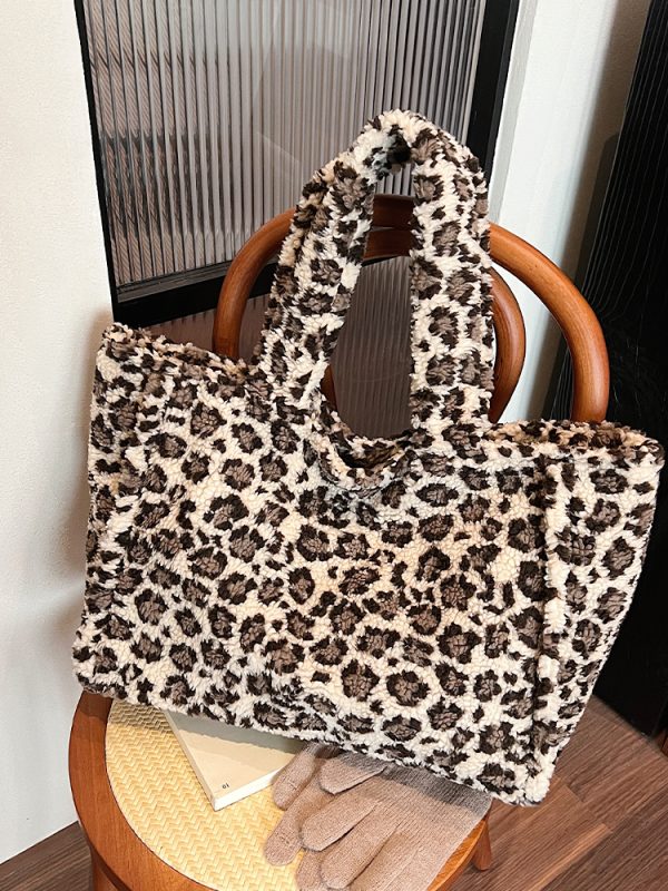 2025 Women's Plush Leopard Print Tote Bag - Fluffy Shoulder Bag with Large Capacity for Spring and Summer Fashion