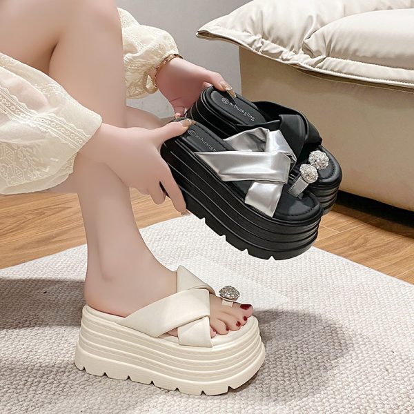 2025 Women's Rhinestone Open-Toe Sandals - 8cm Thick-Soled Platform Slippers for Summer Outdoor Wear, Height-Increasing, Petite Sizes