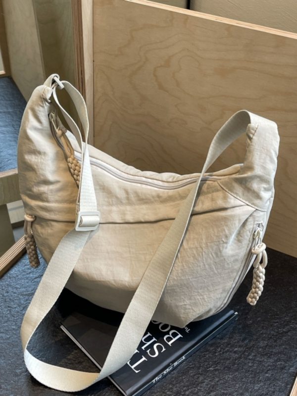 2025 Women's Summer Canvas Dumpling Bag - Versatile Large Capacity Shoulder Crossbody Bag for Students and Commuting