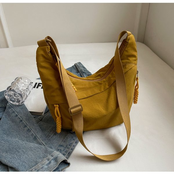 2025 Women's Summer Canvas Dumpling Bag - Versatile Large Capacity Shoulder Crossbody Bag for Students and Commuting