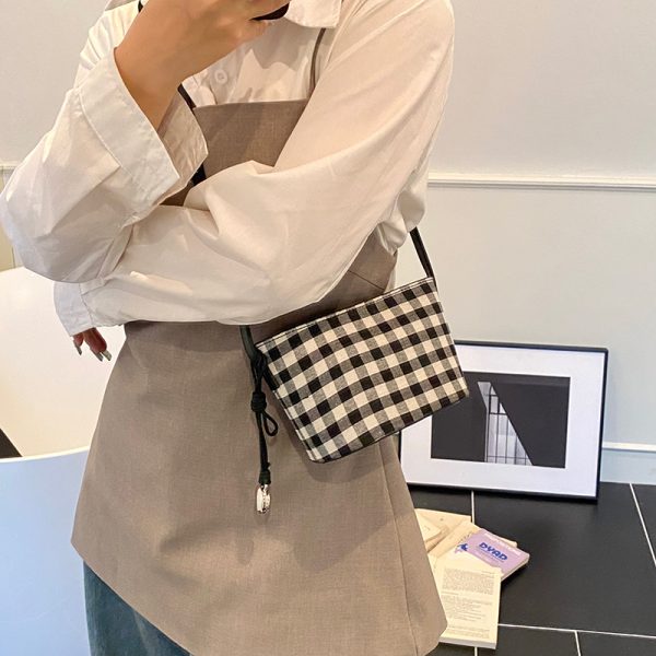 2025 Women's Summer Yellow Plaid Bucket Bag - Stylish Zipper Crossbody Phone Bag for Trendy Fashion