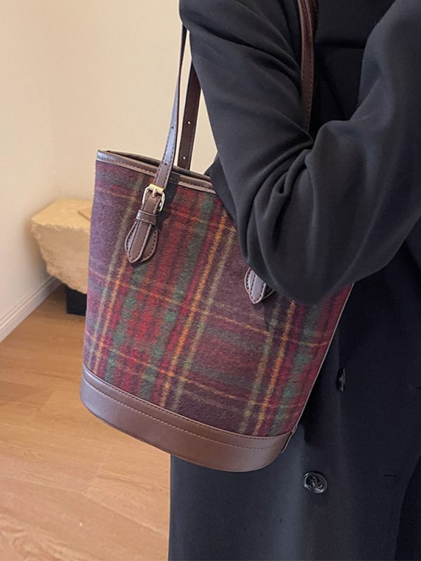 2025 Women's Trendy Spring Woolen Plaid Shoulder Bag - Large Capacity Commuting Bucket Bag