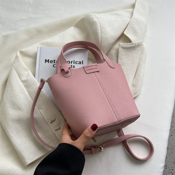 2025 Women's Versatile Fashion Bucket Bag - High-Quality Crossbody Handbag for Spring and Summer Style