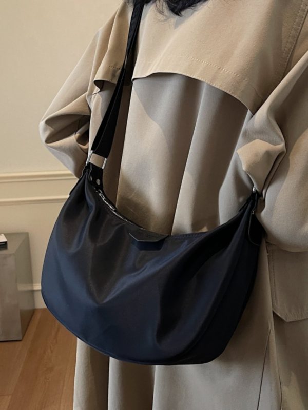 2025 Women's Waterproof Nylon Dumpling Bag - Trendy Casual Shoulder Crossbody with Large Capacity for Commuting