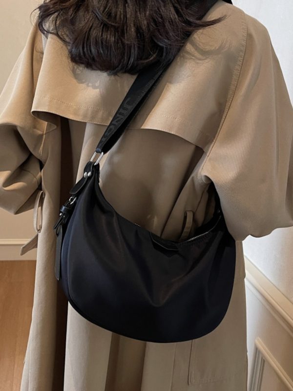 2025 Women's Waterproof Nylon Dumpling Bag - Trendy Casual Shoulder Crossbody with Large Capacity for Commuting