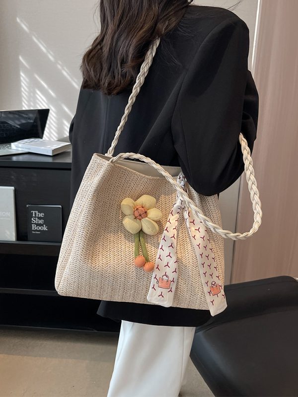 2025 Woven Bucket Bag for Women - Large Capacity Straw Tote for Classroom, Commuting, and Vacation - Stylish Shoulder Bag